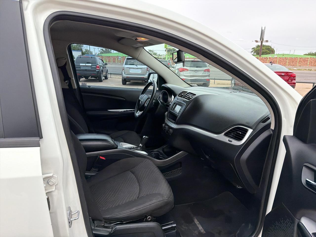 Dodge Journey FWD 4dr SXT 2013