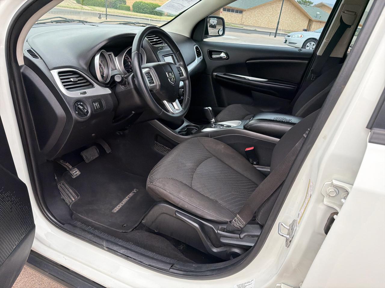 Dodge Journey FWD 4dr SXT 2013