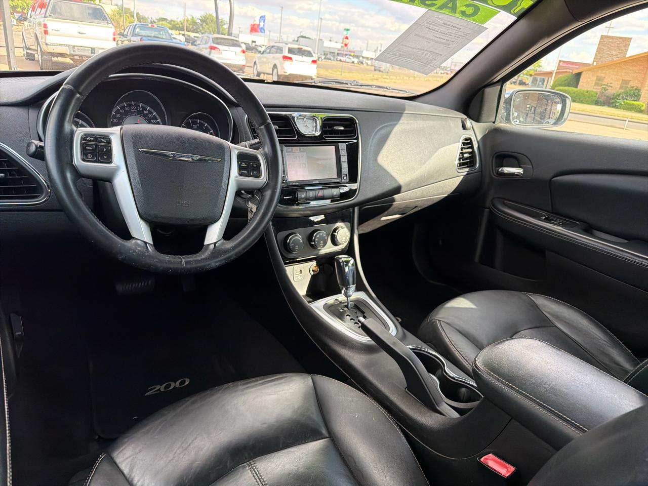 Chrysler 200 4dr Sdn Limited 2012