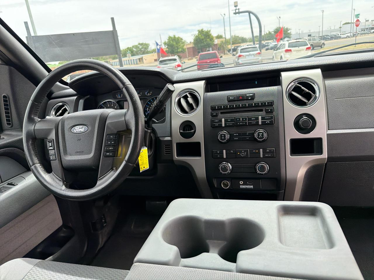 Ford F-150 2WD SuperCab 145" XLT 2011