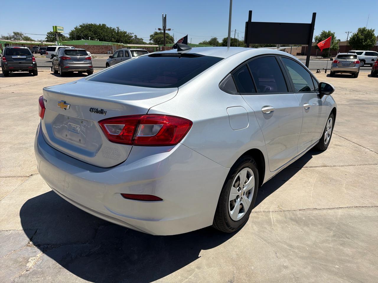Chevrolet Cruze 4dr Sdn 1.4L LS w/1SB 2018