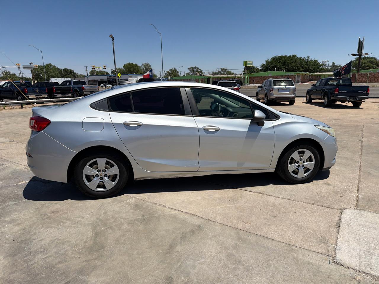 Chevrolet Cruze 4dr Sdn 1.4L LS w/1SB 2018