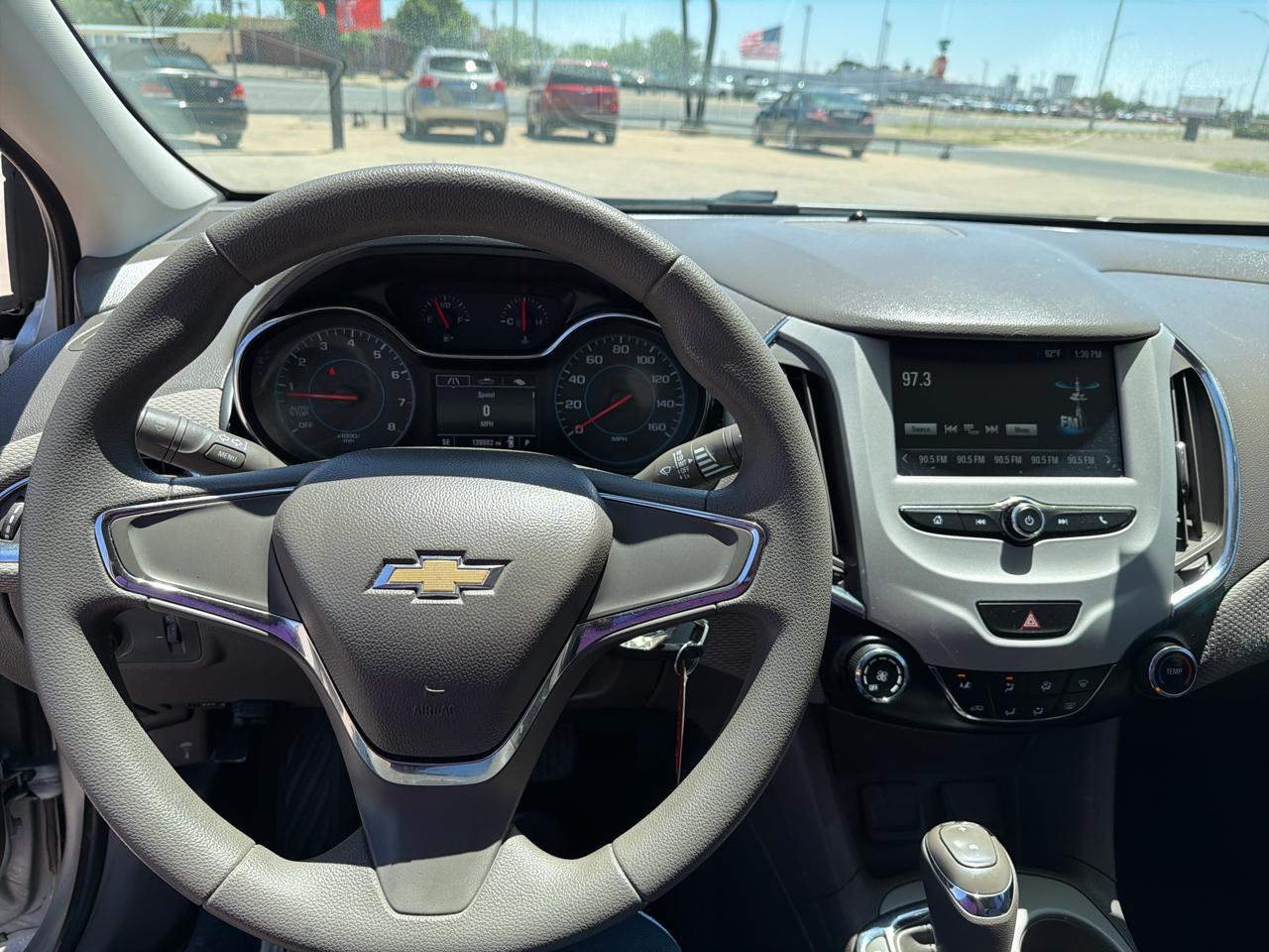 Chevrolet Cruze 4dr Sdn 1.4L LS w/1SB 2018