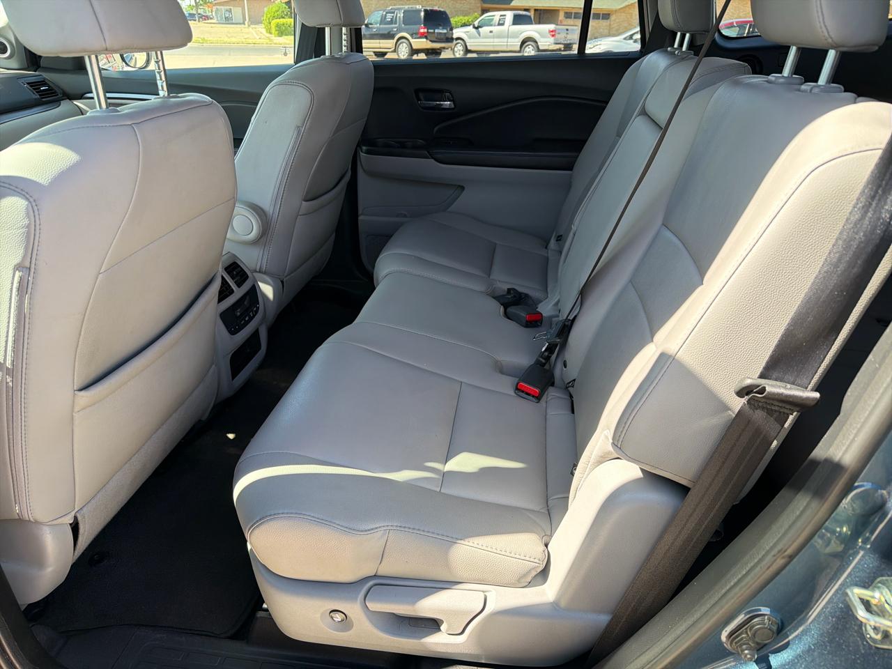 Honda Pilot EX-L w/Navigation AWD 2017