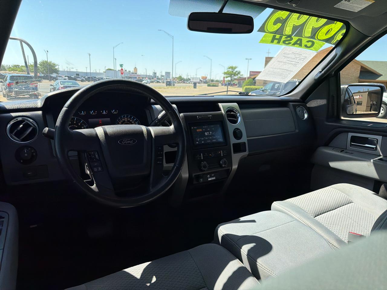 Ford F-150 2WD SuperCrew 145" Platinum 2011