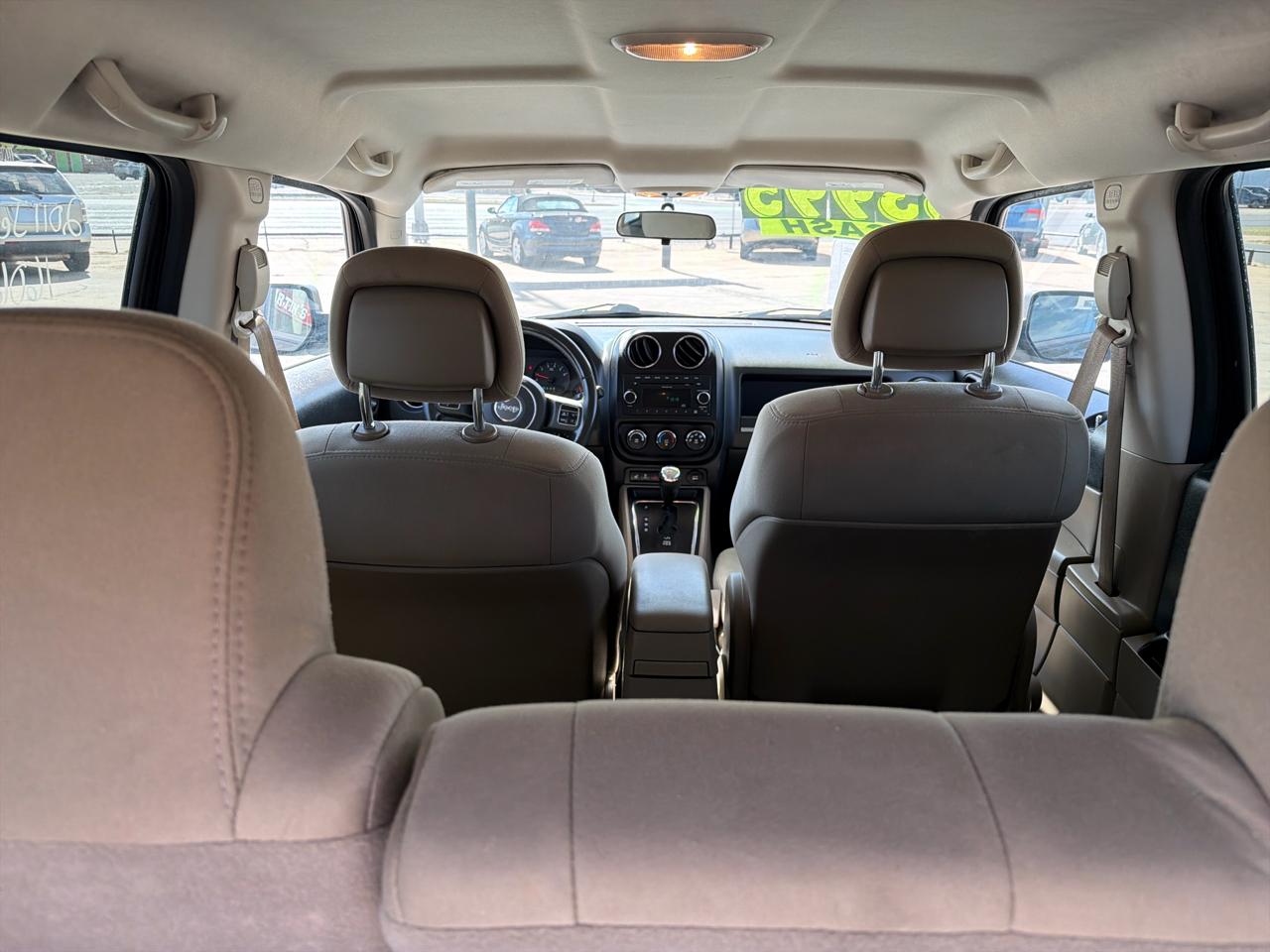 Jeep Patriot FWD 4dr Latitude 2011