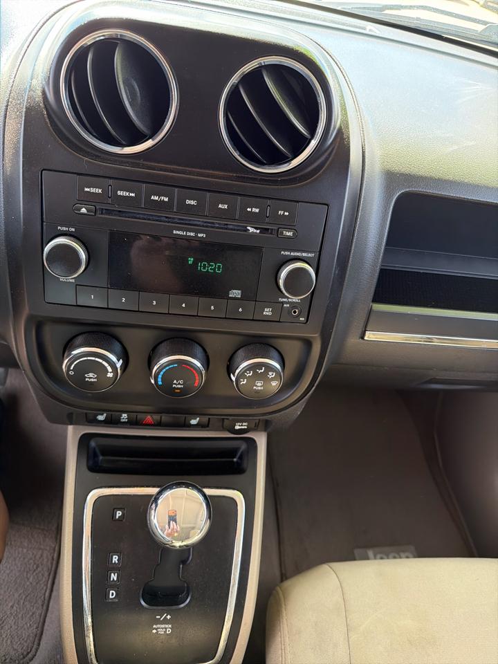 Jeep Patriot FWD 4dr Latitude 2011