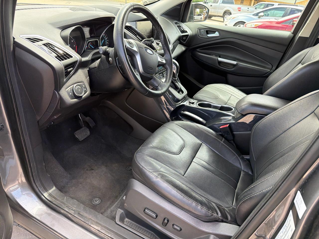 Ford Escape FWD 4dr Titanium 2013