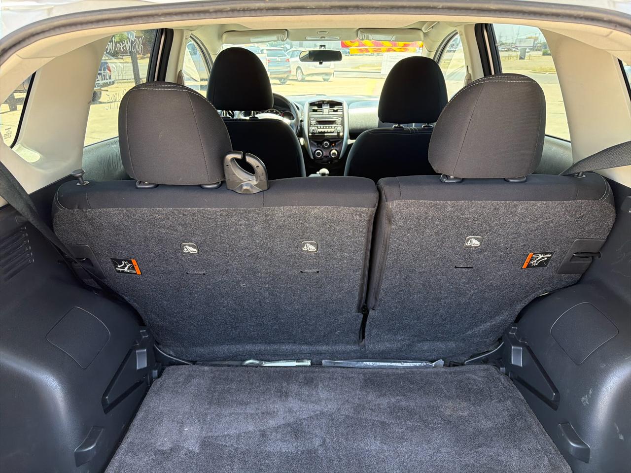Nissan Versa Note 5dr HB CVT 1.6 SV 2015
