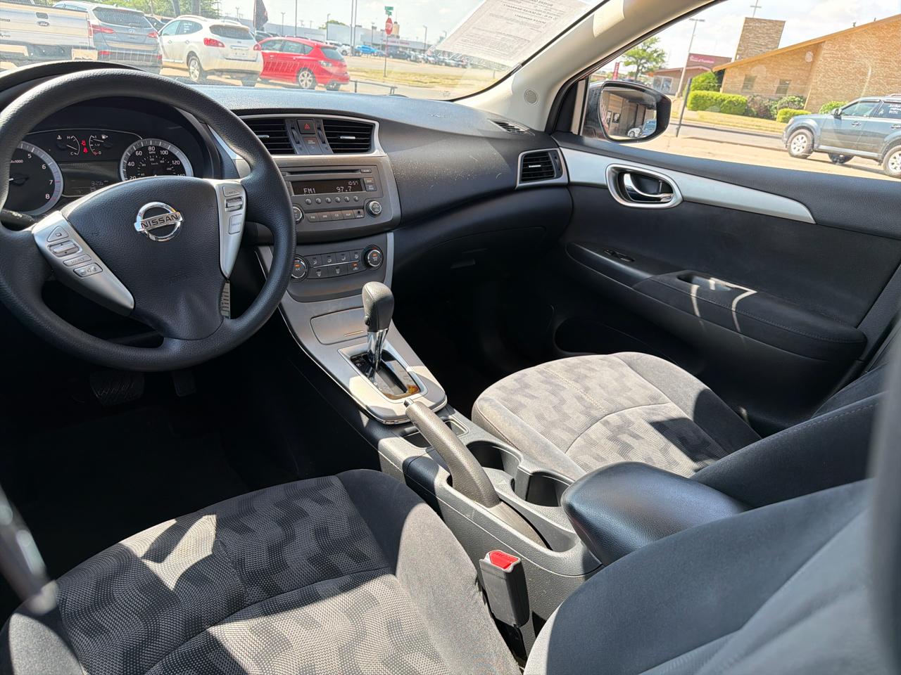 Nissan Sentra 4dr Sdn I4 CVT SV 2013