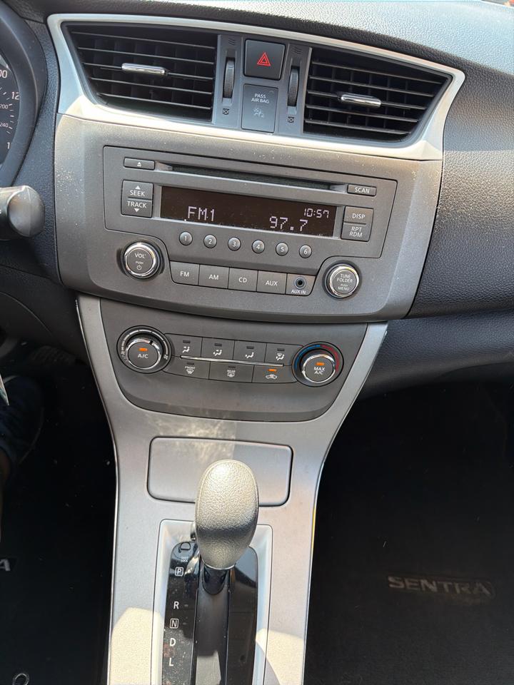 Nissan Sentra 4dr Sdn I4 CVT SV 2013