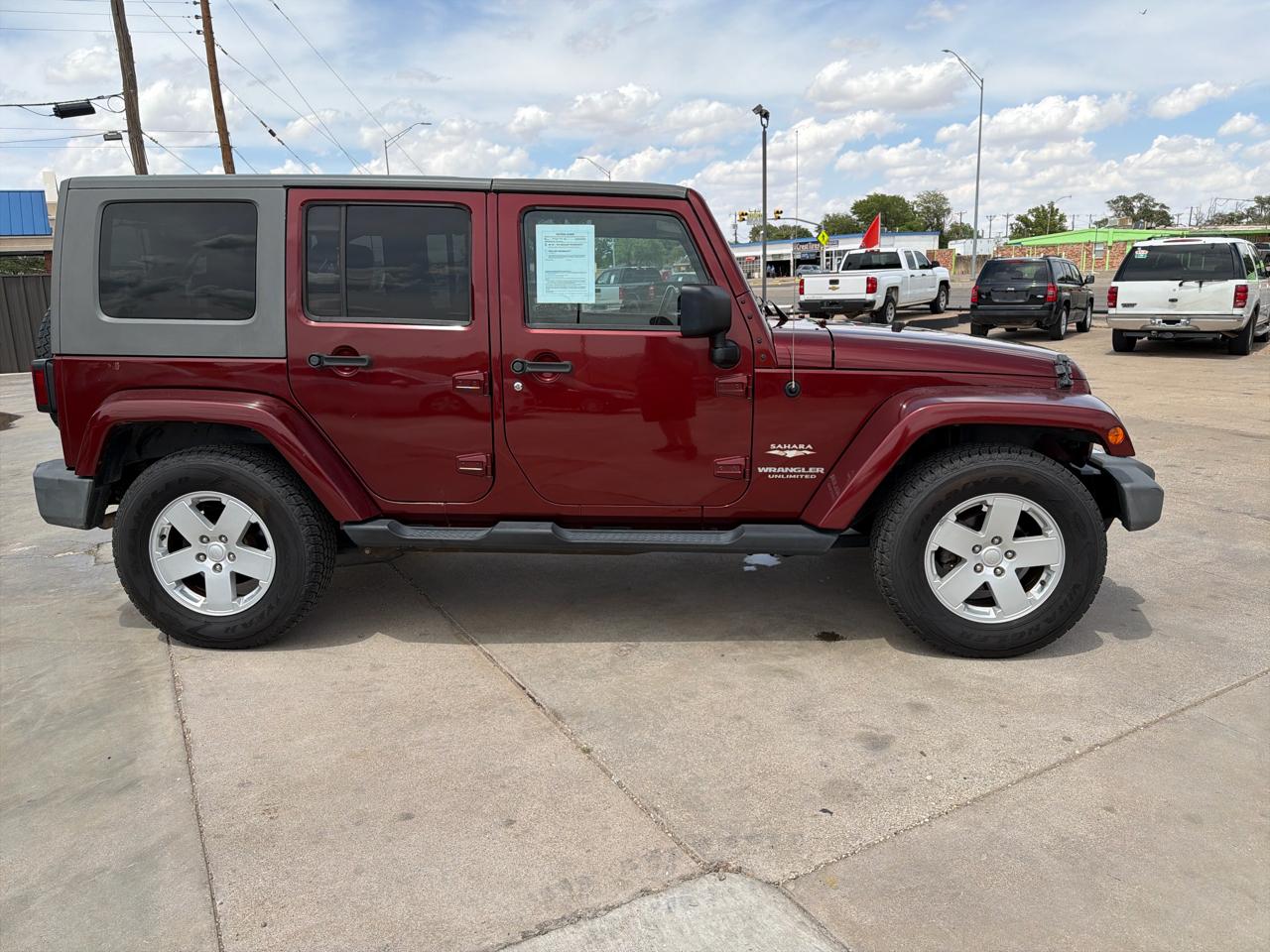 Jeep Wrangler 4WD 4dr Unlimited Sahara 2008