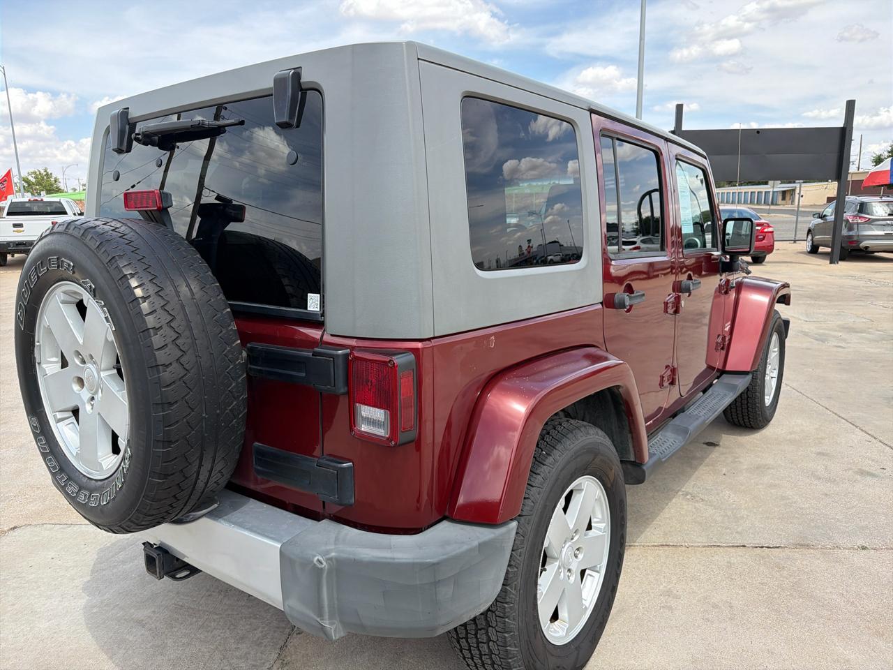 Jeep Wrangler 4WD 4dr Unlimited Sahara 2008