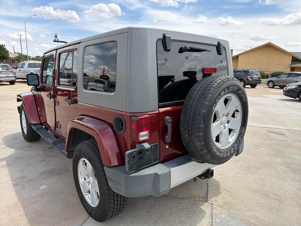 Jeep Wrangler 4WD 4dr Unlimited Sahara 2008