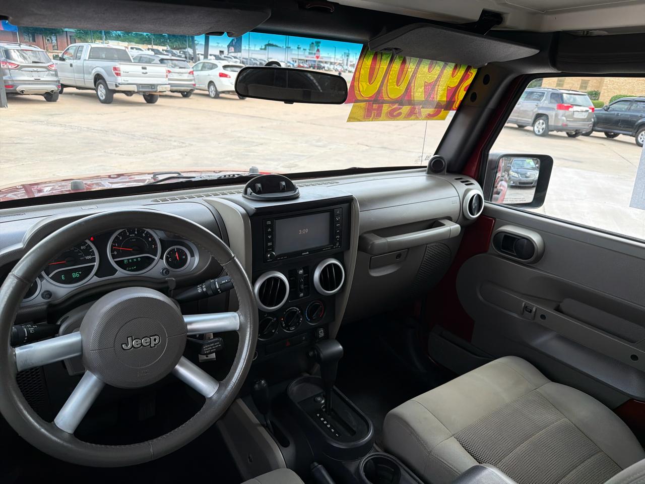 Jeep Wrangler 4WD 4dr Unlimited Sahara 2008