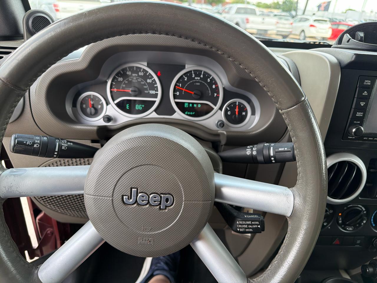 Jeep Wrangler 4WD 4dr Unlimited Sahara 2008