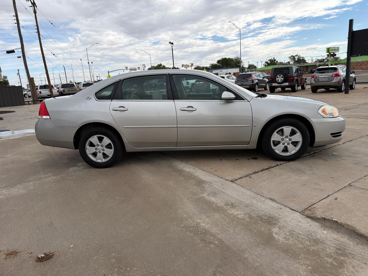 Chevrolet Impala 4dr Sdn 3.5L LT 2007