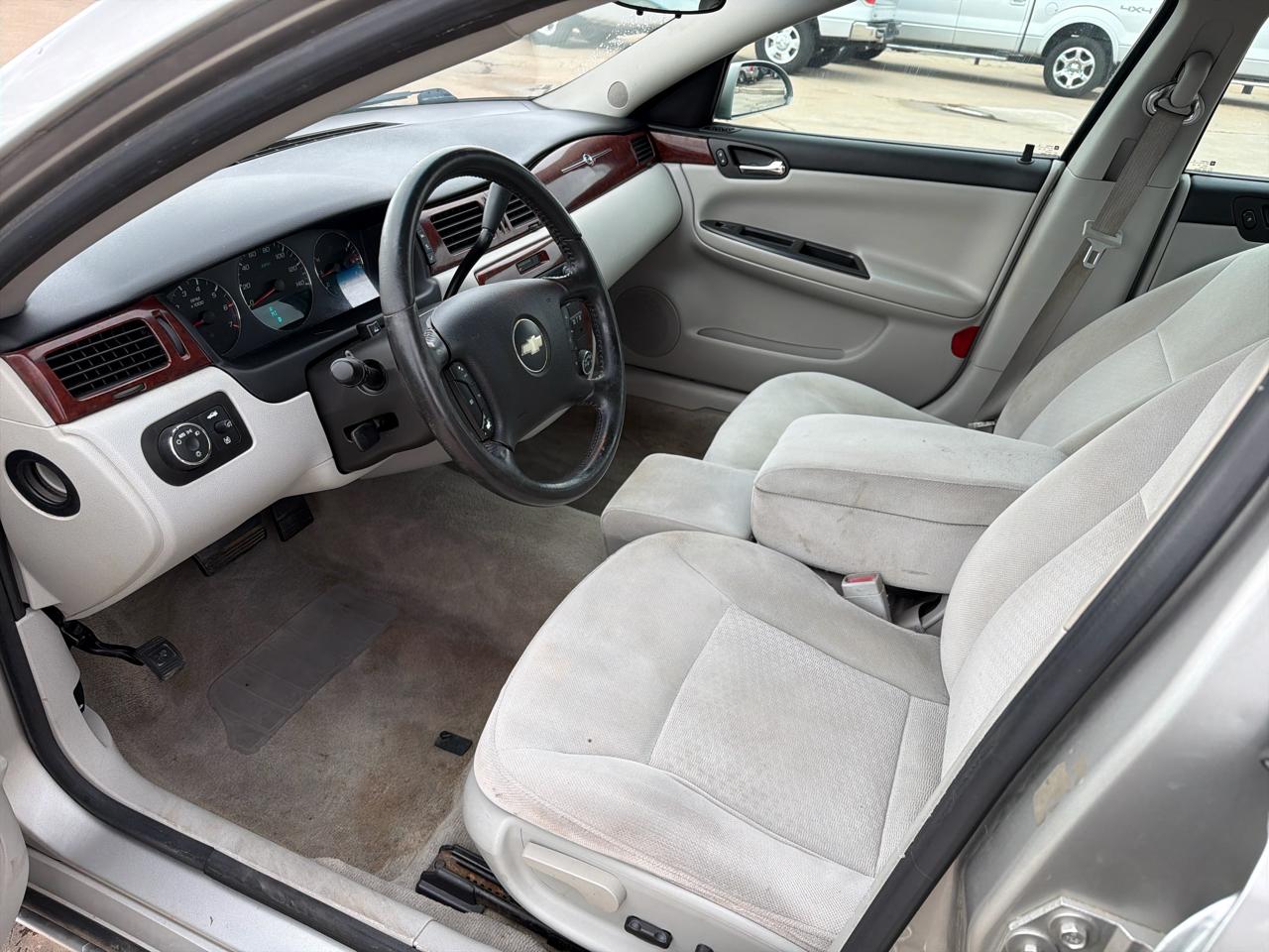 Chevrolet Impala 4dr Sdn 3.5L LT 2007