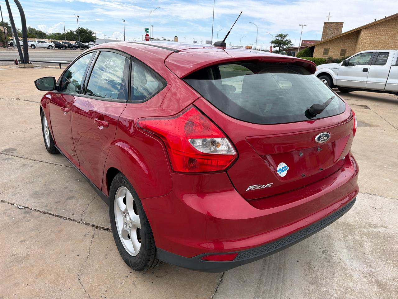 Ford Focus 5dr HB SE 2012