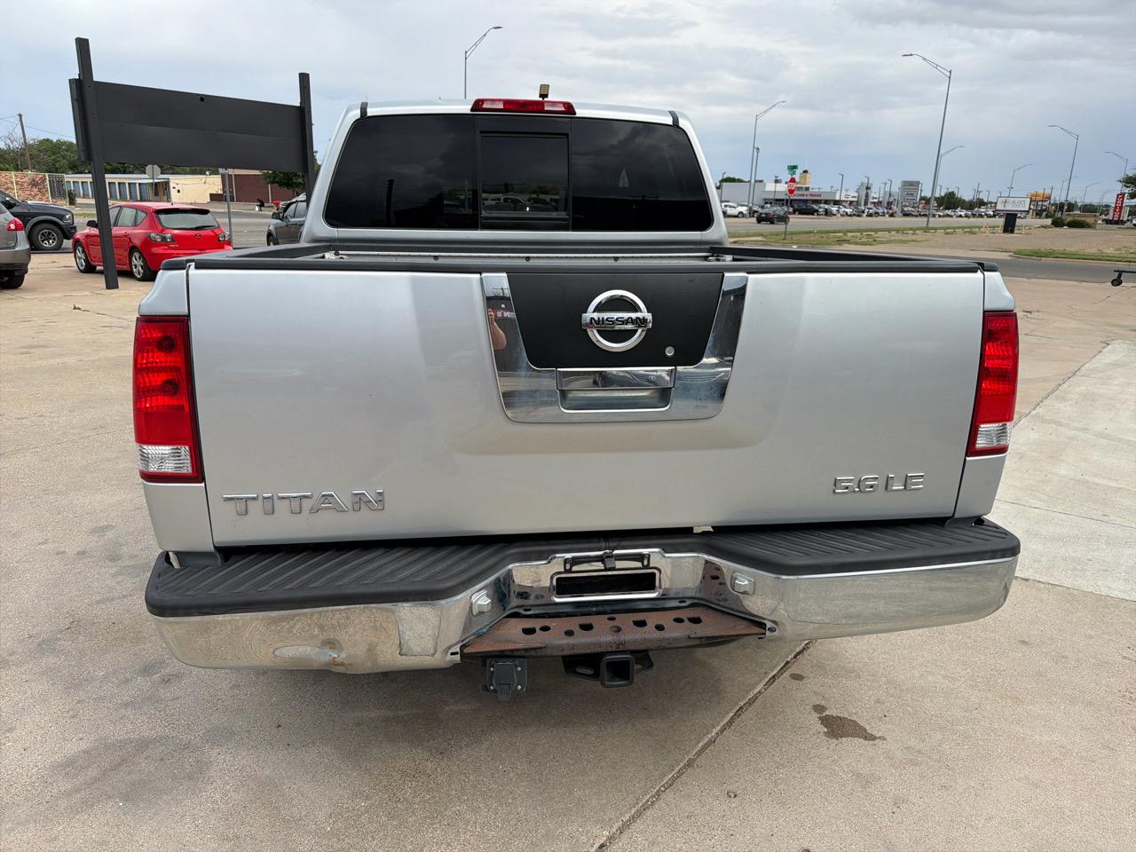 Nissan Titan LE Crew Cab 2WD 2004