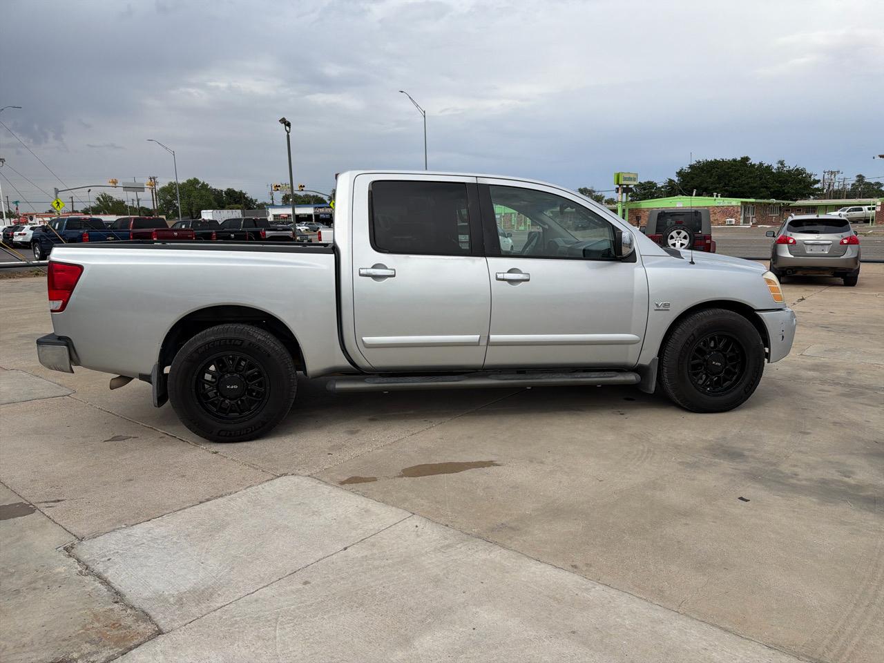 Nissan Titan LE Crew Cab 2WD 2004
