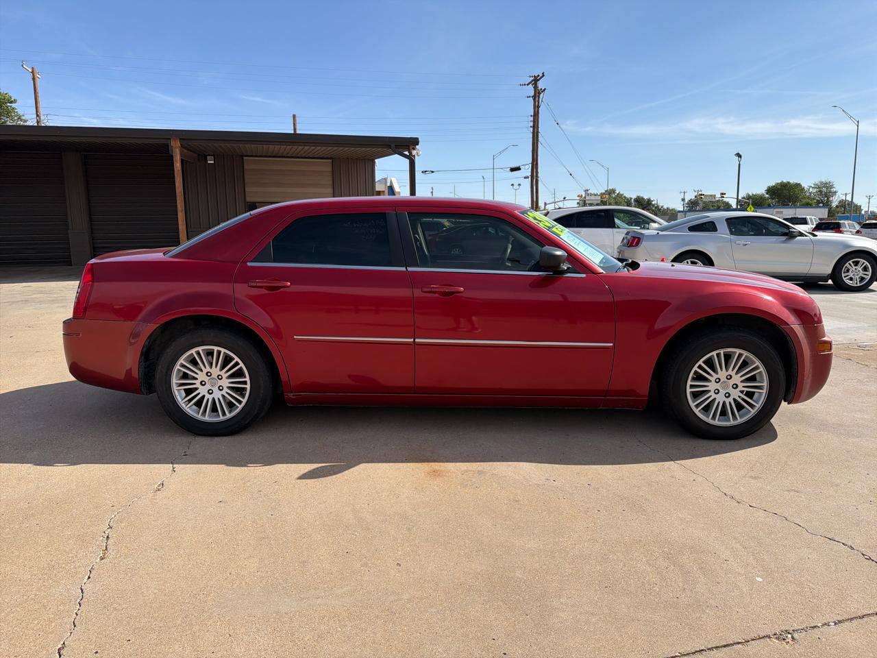 Chrysler 300 4dr Sdn LX RWD *Ltd Avail* 2009