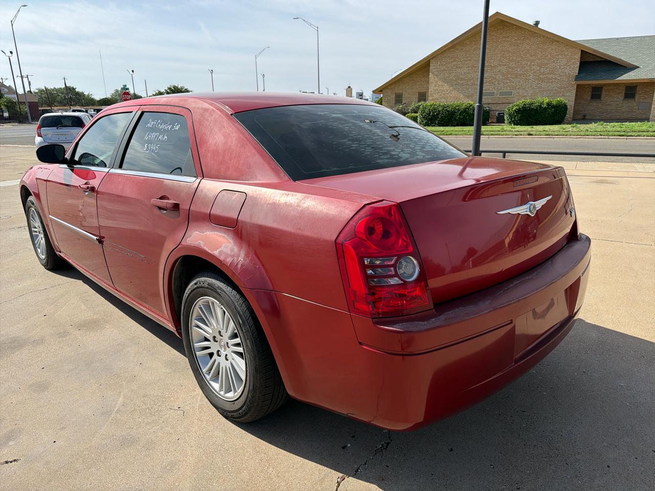 Chrysler 300 4dr Sdn LX RWD *Ltd Avail* 2009