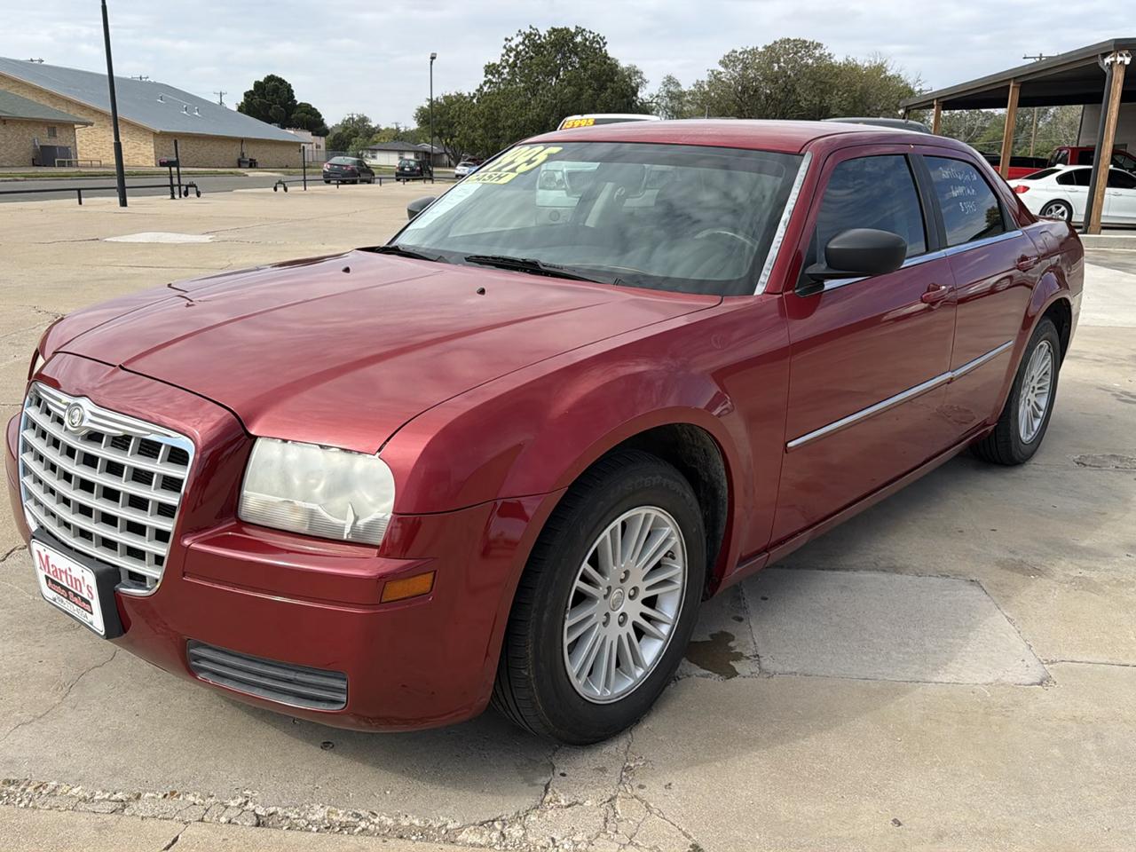 Chrysler 300 4dr Sdn LX RWD *Ltd Avail* 2009