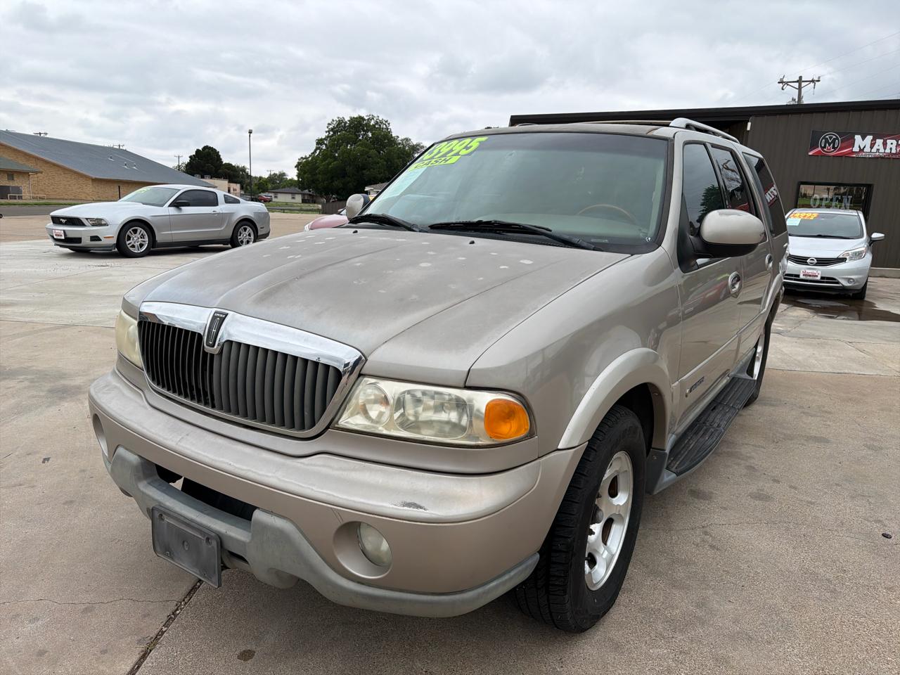 Lincoln Navigator 2WD 2001