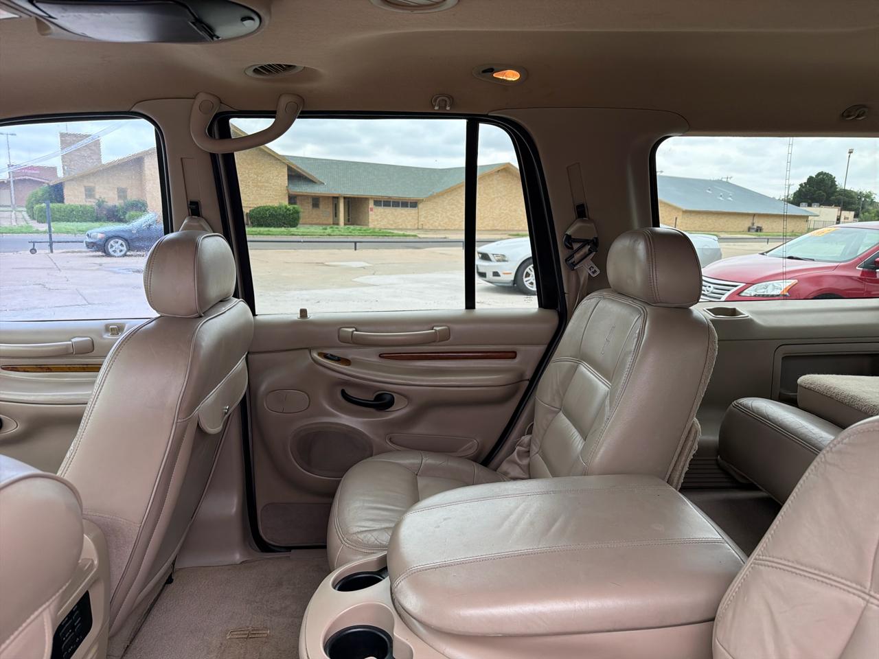 Lincoln Navigator 2WD 2001