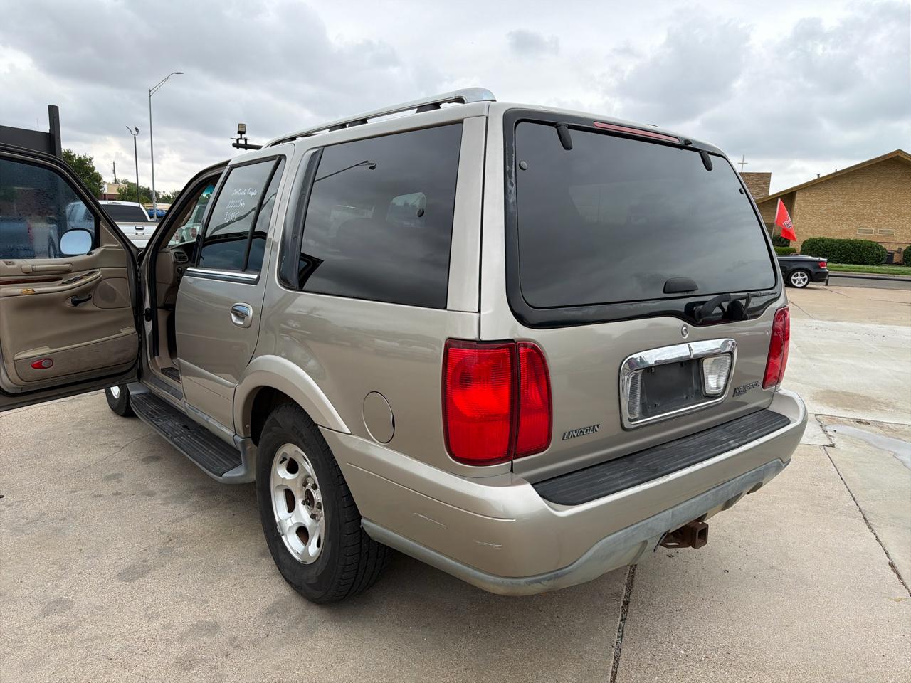 Lincoln Navigator 2WD 2001