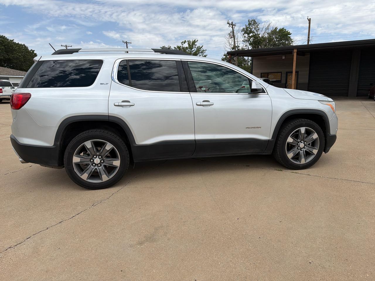 GMC Acadia FWD 4dr SLT w/SLT-2 2017