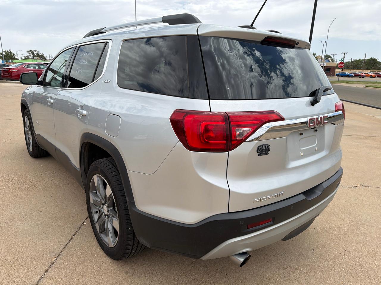 GMC Acadia FWD 4dr SLT w/SLT-2 2017