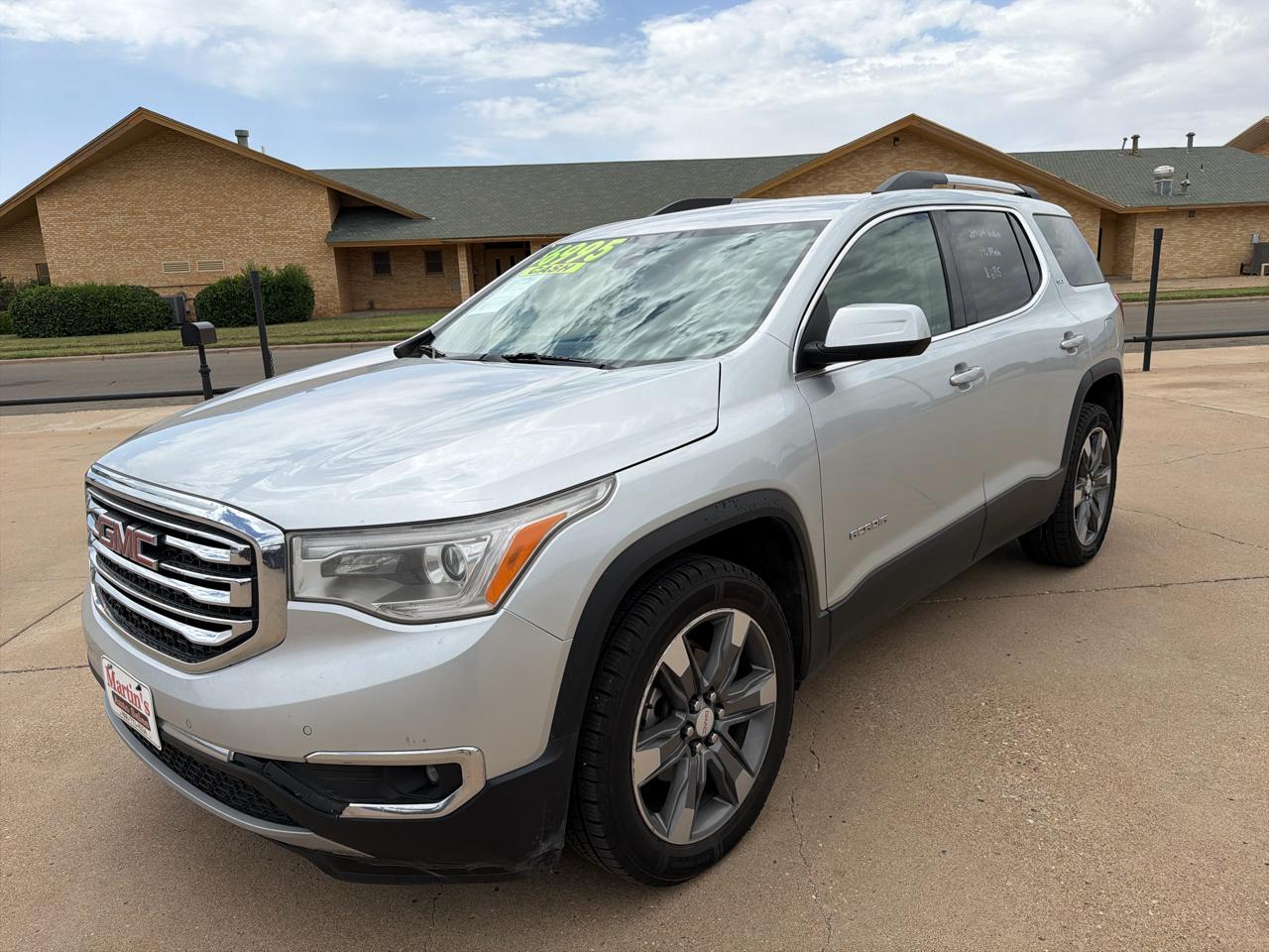 GMC Acadia FWD 4dr SLT w/SLT-2 2017