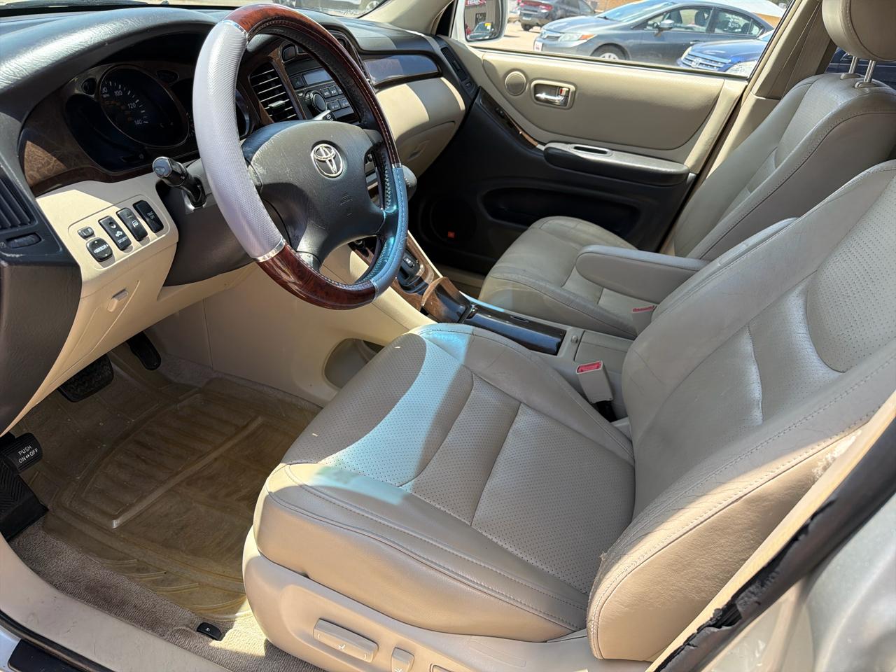 Toyota Highlander 4dr V6 (Natl) 2003