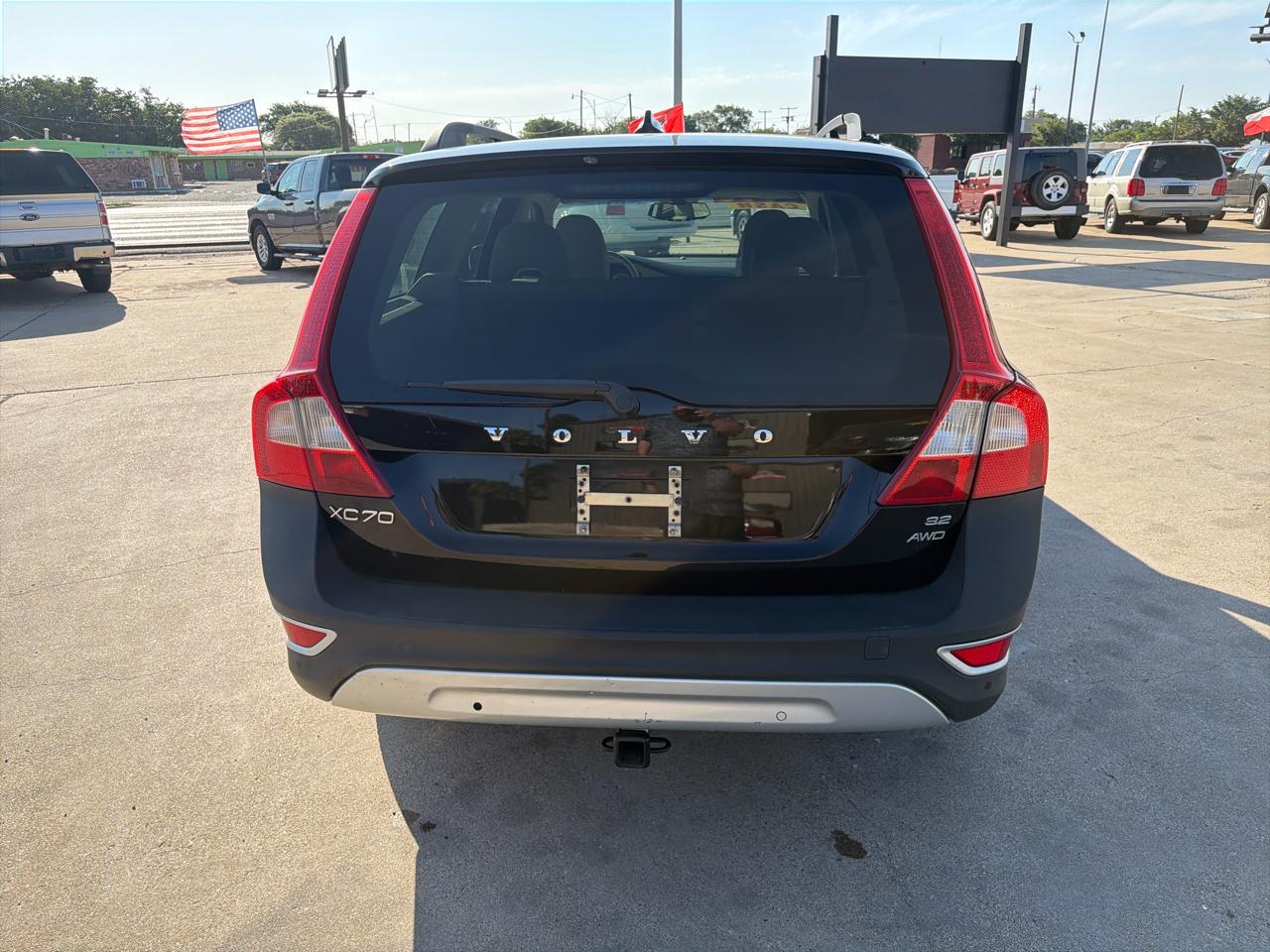 Volvo XC70 4dr Wgn 3.2L 2010