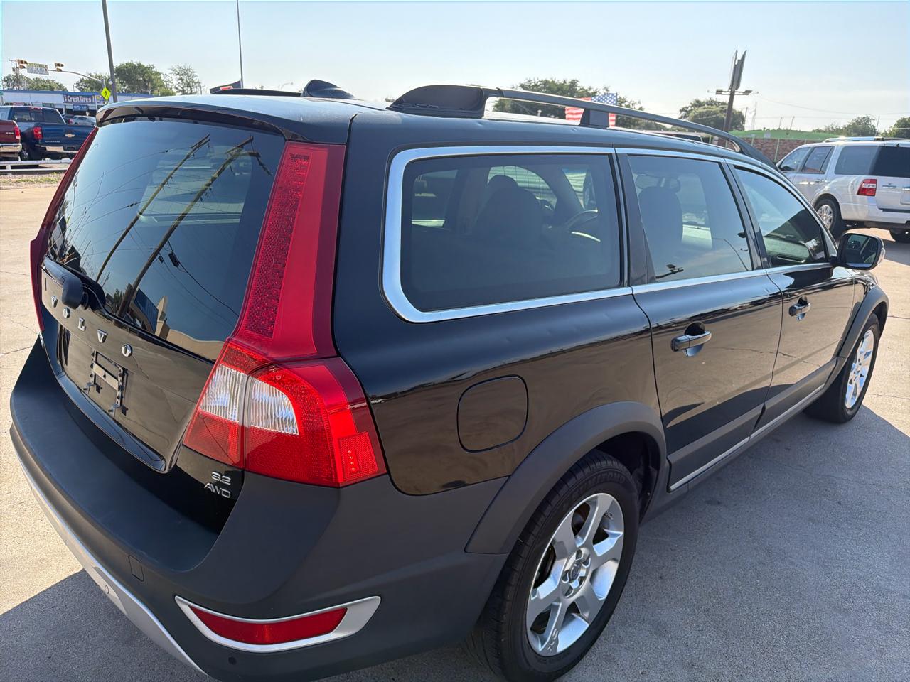 Volvo XC70 4dr Wgn 3.2L 2010