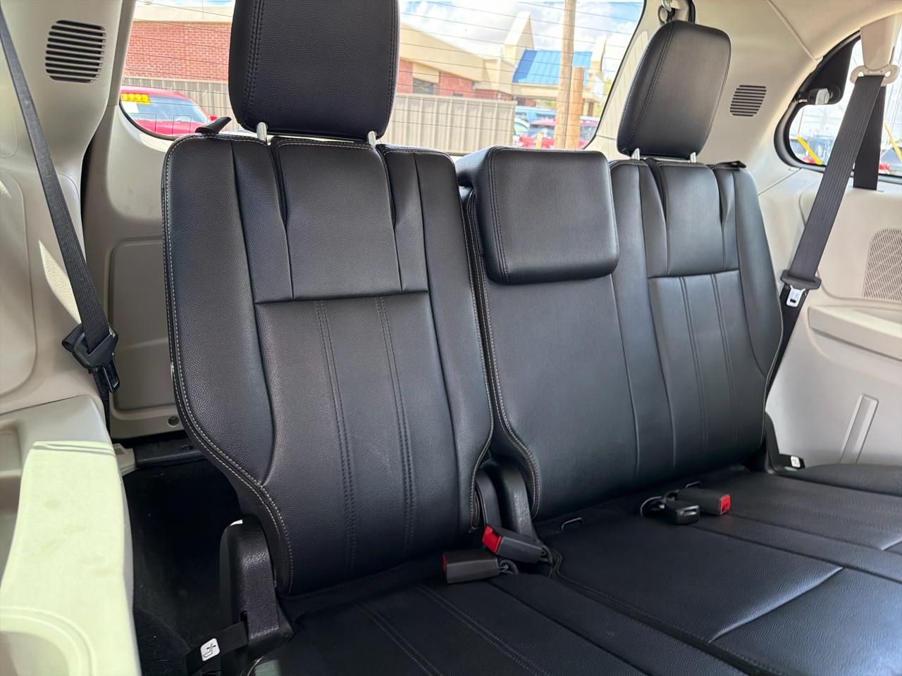 Chrysler Town & Country 4dr Wgn Touring 2015