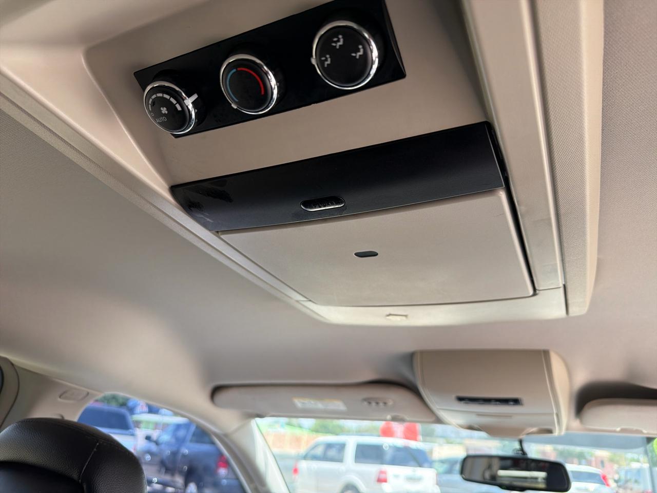 Chrysler Town & Country 4dr Wgn Touring 2015