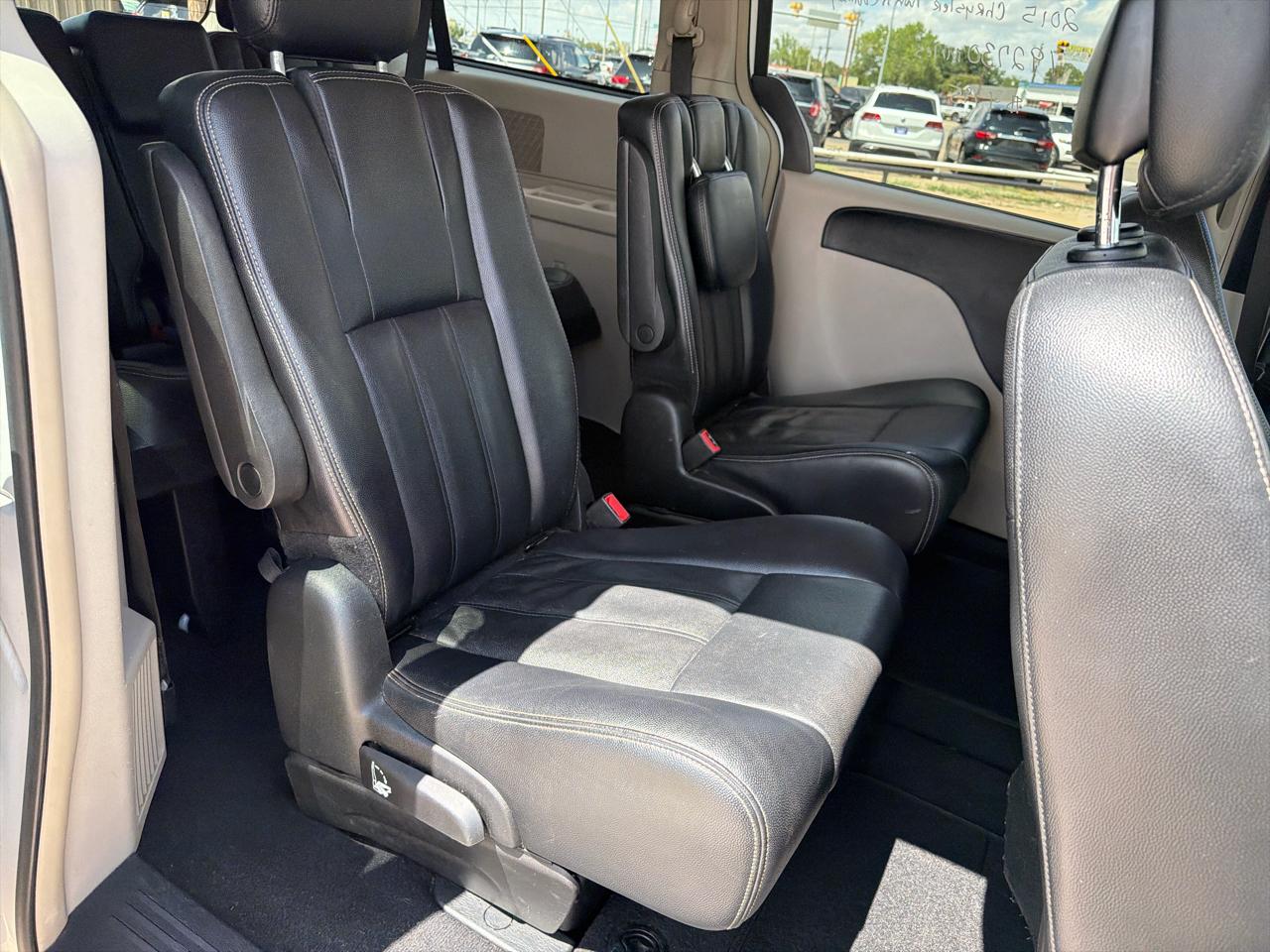 Chrysler Town & Country 4dr Wgn Touring 2015