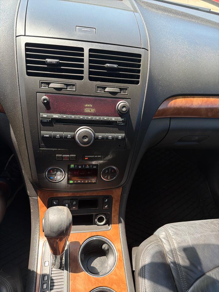Saturn Outlook FWD 4dr XR 2007
