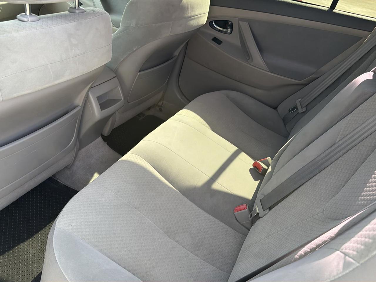 Toyota Camry 4dr Sdn I4 Man (Natl) 2009