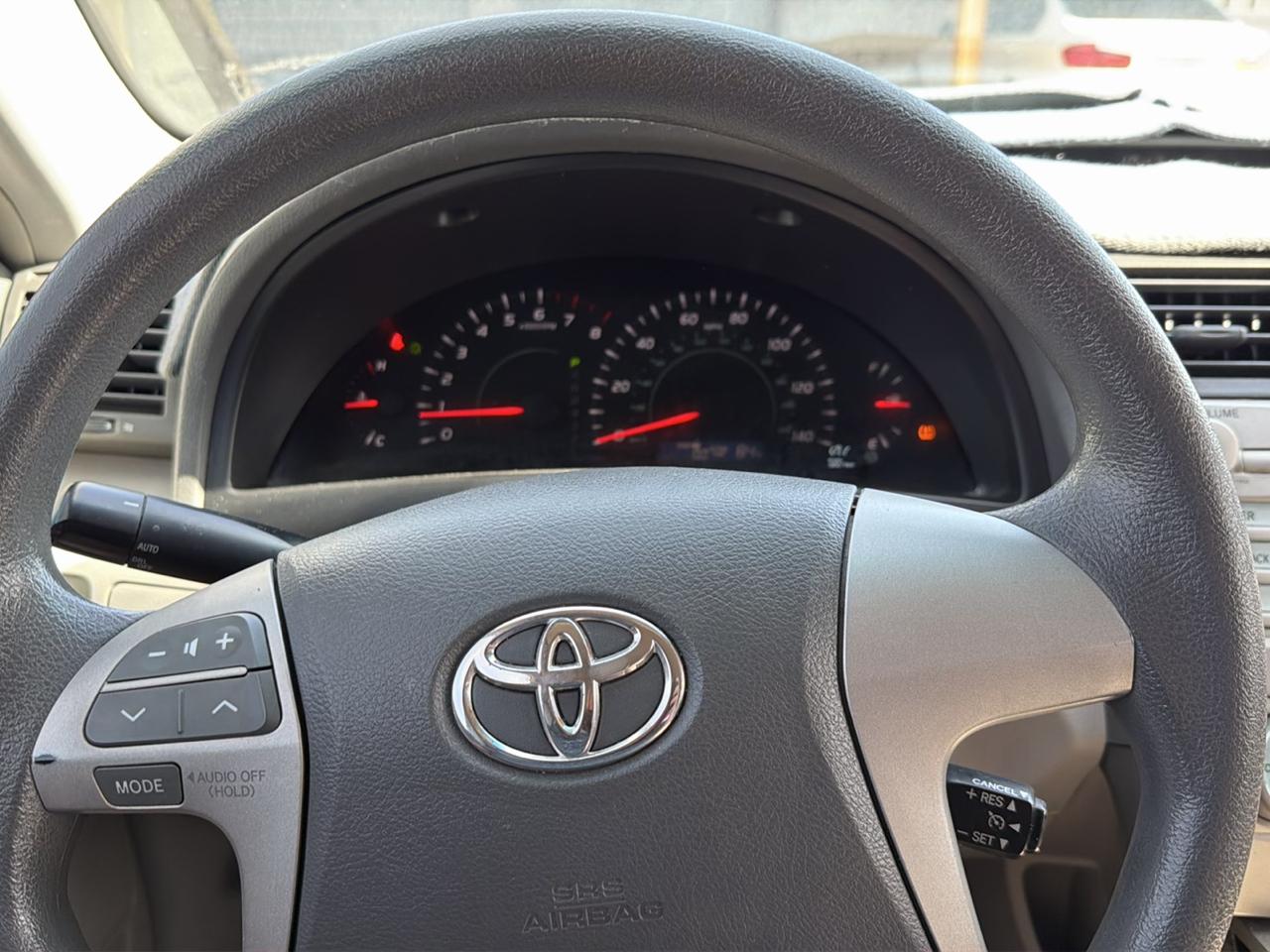 Toyota Camry 4dr Sdn I4 Man (Natl) 2009