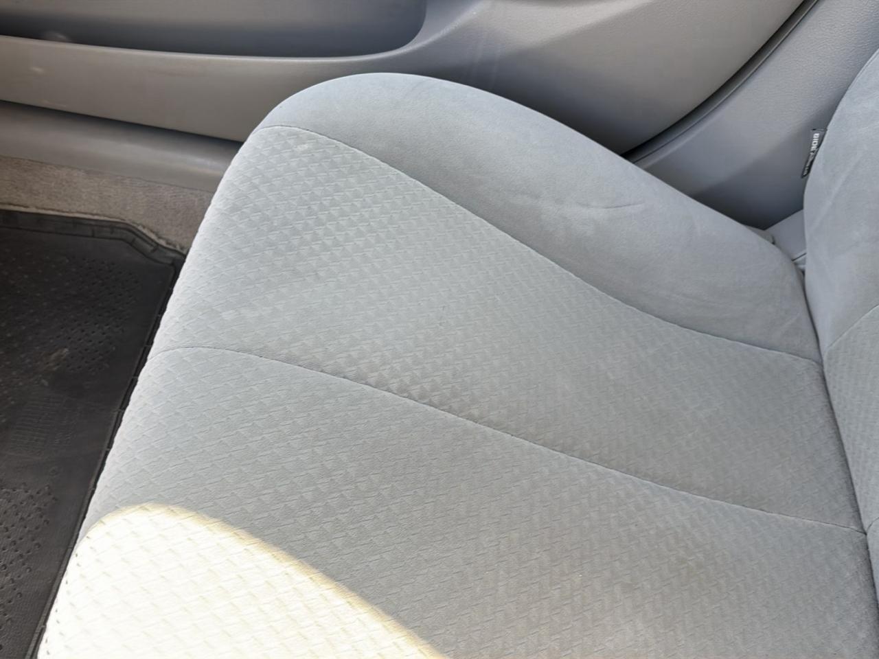 Toyota Camry 4dr Sdn I4 Man (Natl) 2009