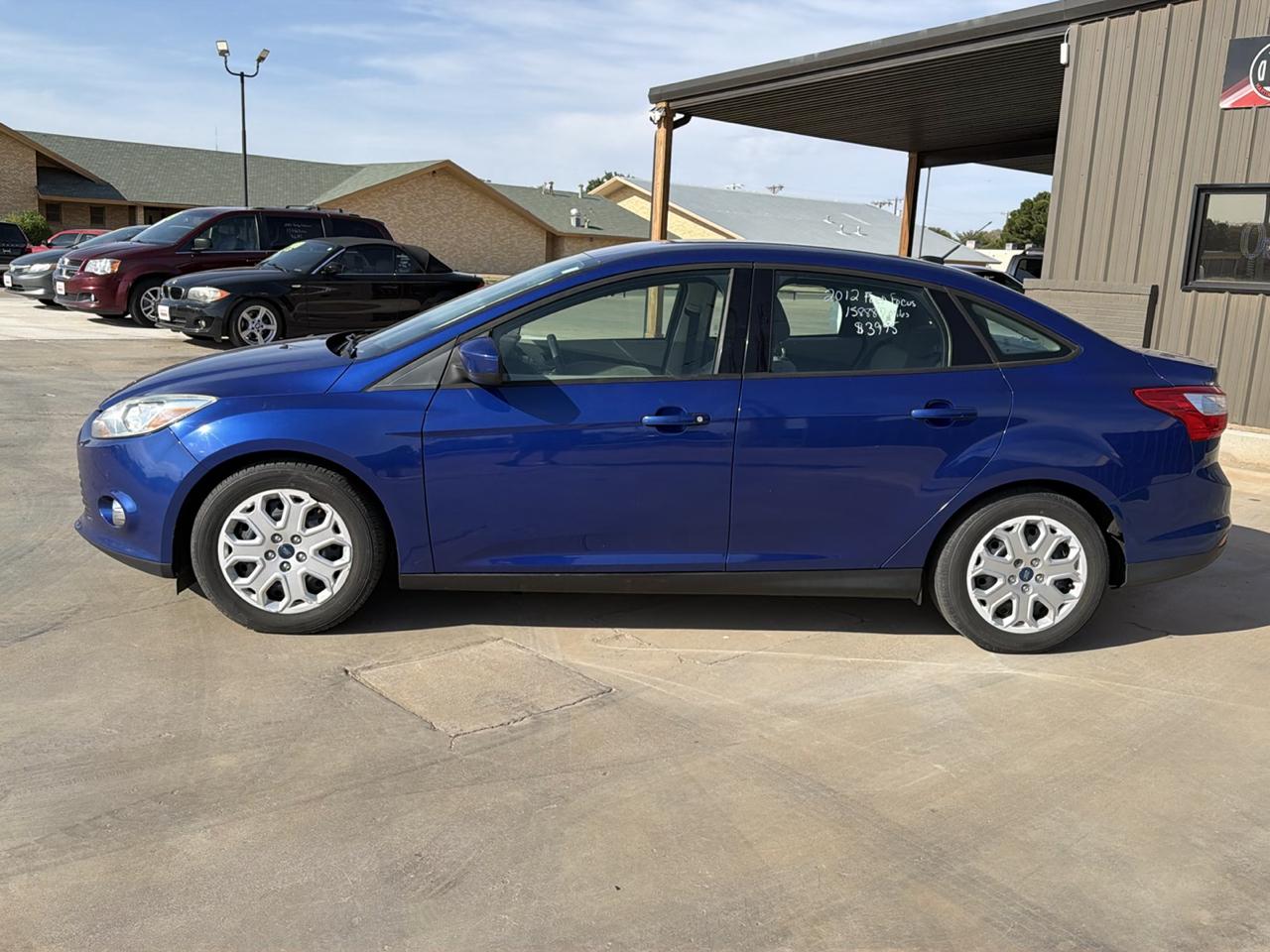 Ford Focus 4dr Sdn SE 2012