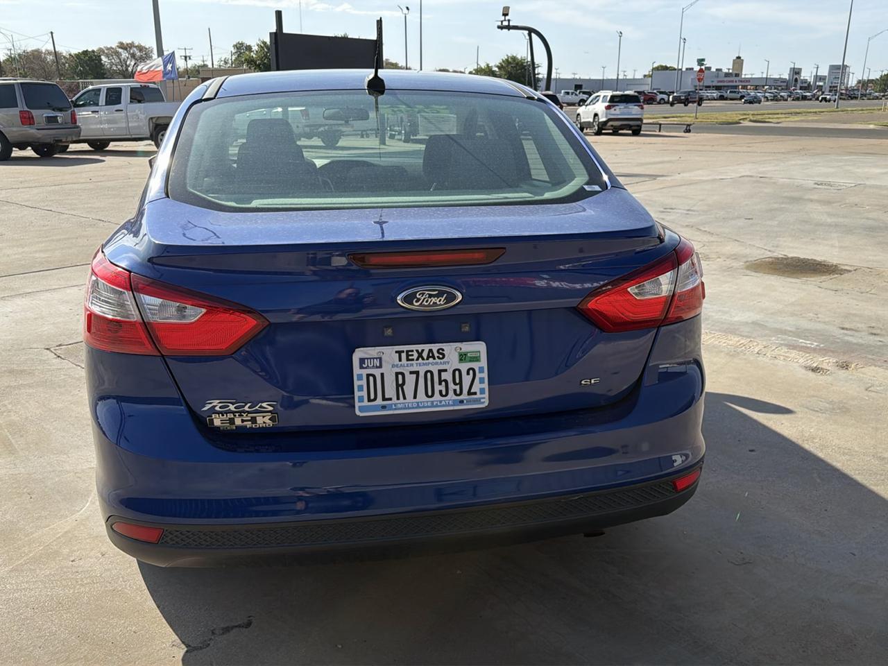 Ford Focus 4dr Sdn SE 2012