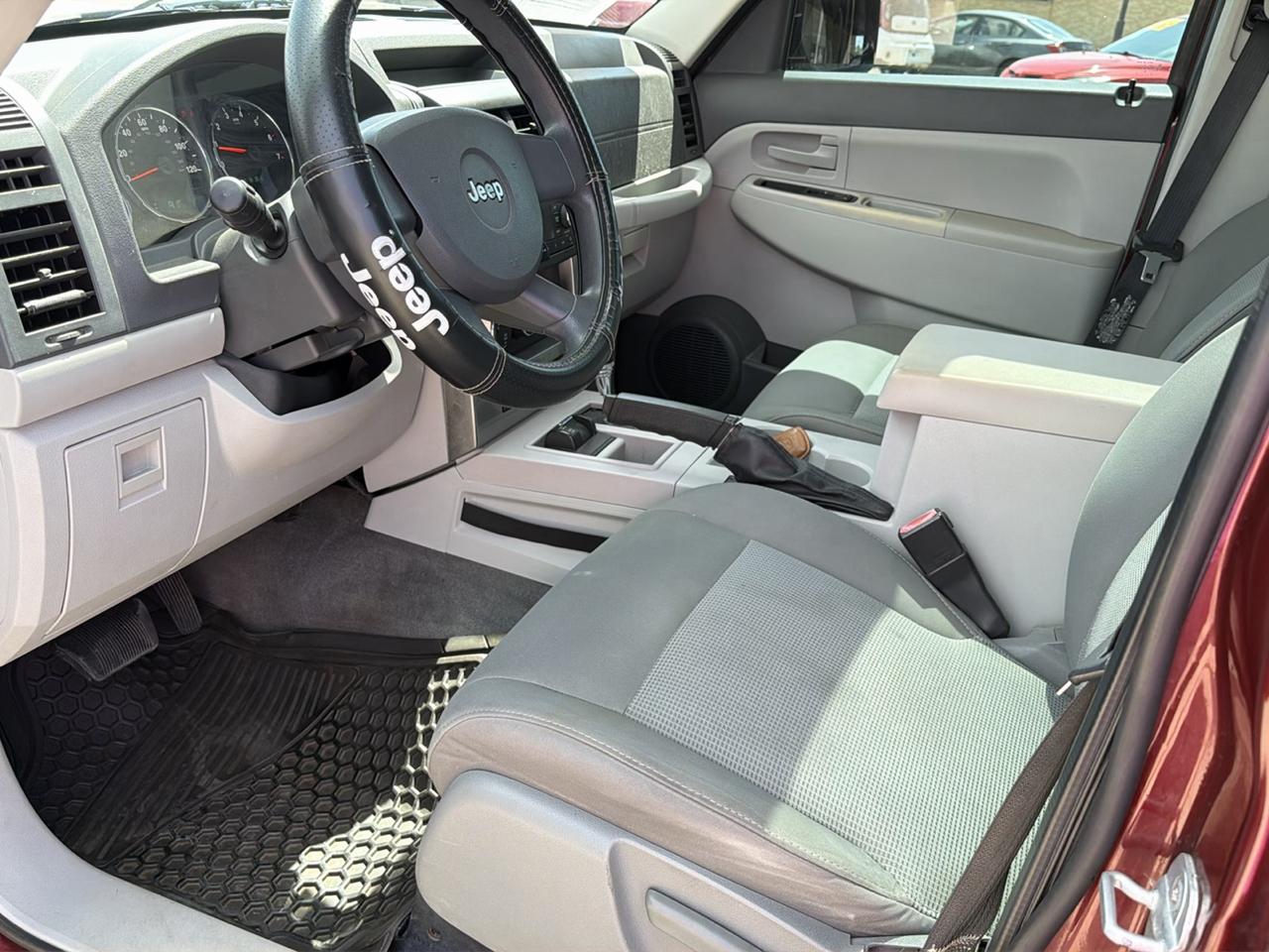 Jeep Liberty 4WD 4dr Sport 2008