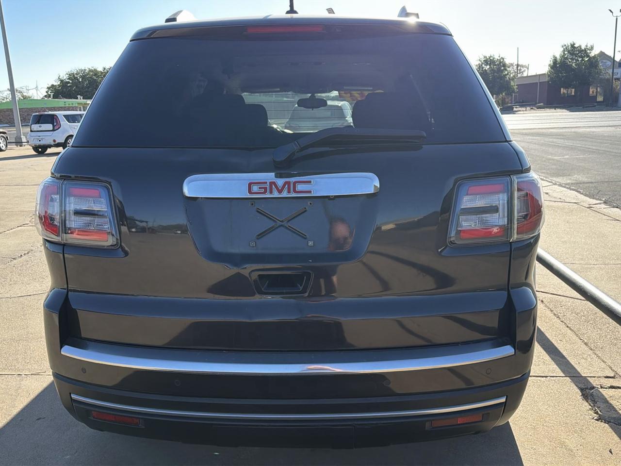 GMC Acadia FWD 4dr SLE w/SLE-1 2015