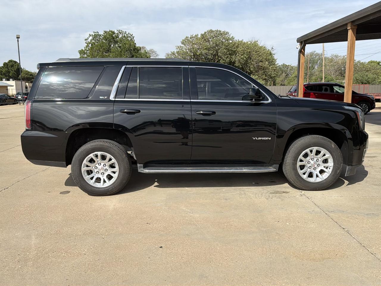 GMC Yukon 4WD 4dr SLT 2020