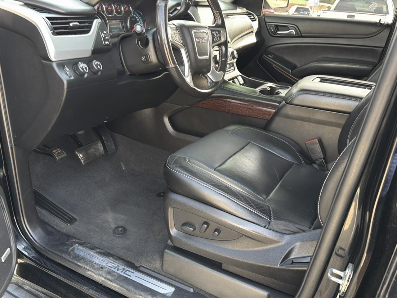 GMC Yukon 4WD 4dr SLT 2020